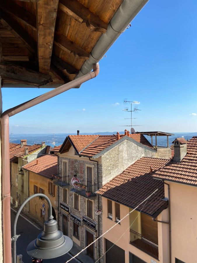 Il Nido Di Tiffany Apartment Massino Visconti Bagian luar foto