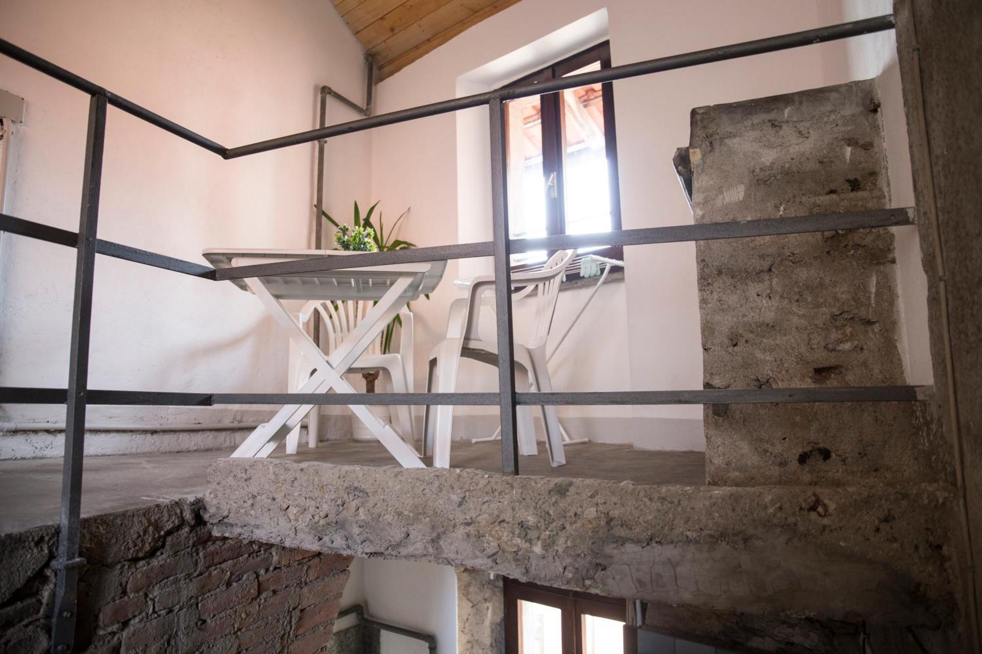 Il Nido Di Tiffany Apartment Massino Visconti Bagian luar foto