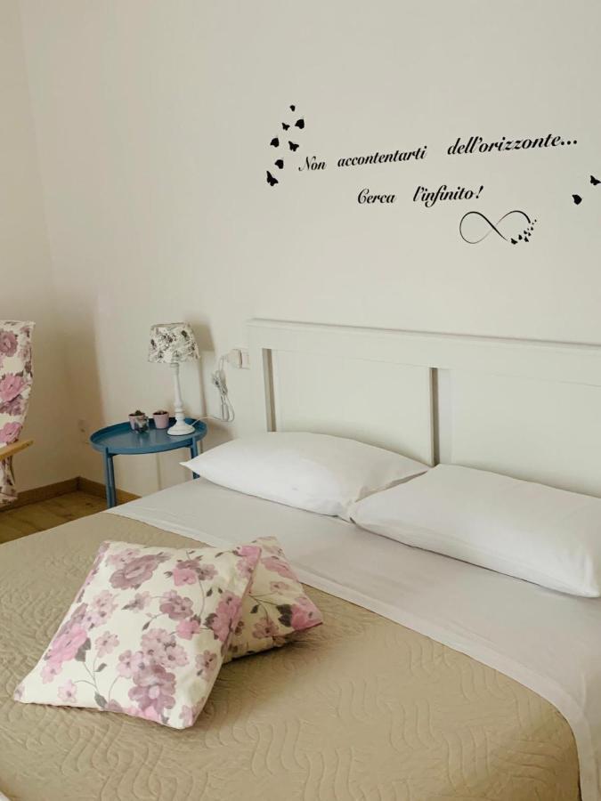 Il Nido Di Tiffany Apartment Massino Visconti Bagian luar foto