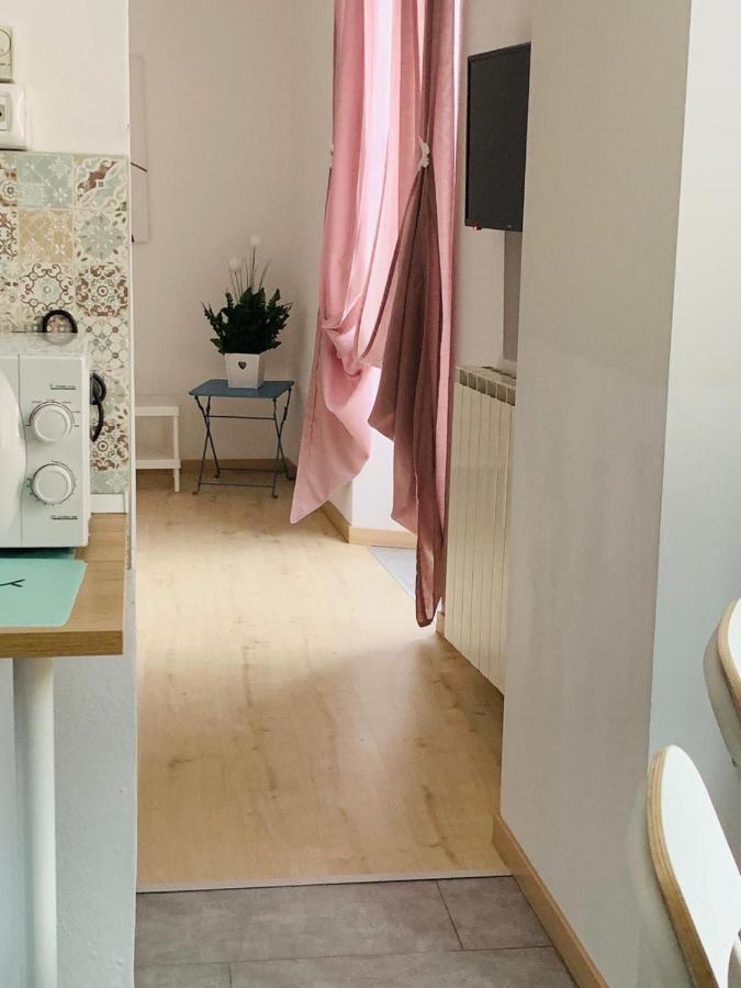 Il Nido Di Tiffany Apartment Massino Visconti Bagian luar foto
